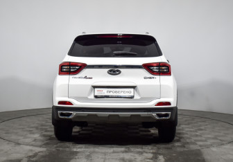 Подержанный автомобиль Chery Tiggo 4 Pro 2023 года (6 фото)