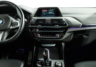 Подержанный автомобиль BMW X3 2019 года (14 фото)