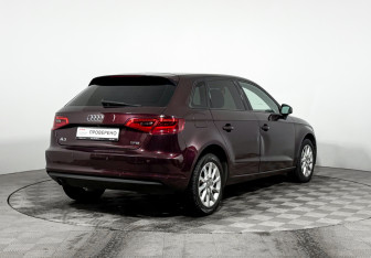 Подержанный автомобиль Audi A3 Hatchback 2015 года (5 фото)
