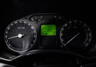 Подержанный автомобиль Skoda Octavia Liftback 2008 года (9 фото)