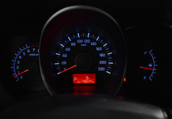 Подержанный автомобиль Kia Rio Sedan 2012 года (21 фото)