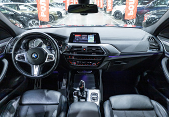 Подержанный автомобиль BMW X4 2019 года (19 фото)