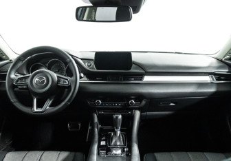 Подержанный автомобиль Mazda 6 Sedan 2019 года (13 фото)