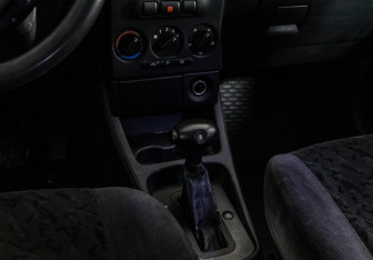 Подержанный автомобиль Opel Zafira Compactvan 2001 года (11 фото)