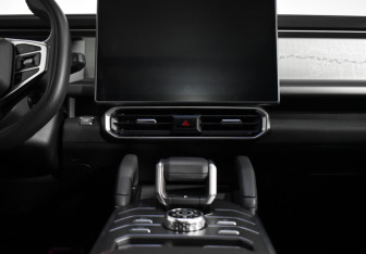 Подержанный автомобиль Jetour T2 2024 года (17 фото)