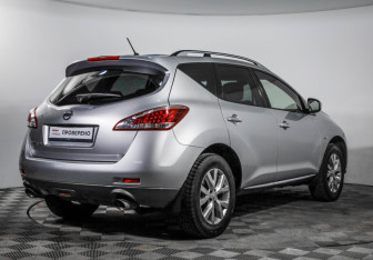 Подержанный автомобиль Nissan Murano Suv 2012 года (5 фото)