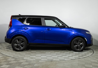 Подержанный автомобиль Kia Soul 2021 года (4 фото)
