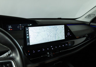 Подержанный автомобиль Changan UNI-K 2023 года (19 фото)