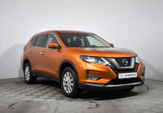 Подержанный автомобиль Nissan X-Trail 2019 года (3 фото)