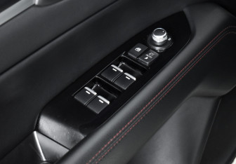 Подержанный автомобиль Mazda CX-5 2021 года (10 фото)