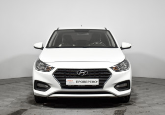 Подержанный автомобиль Hyundai Solaris Sedan 2018 года (2 фото)
