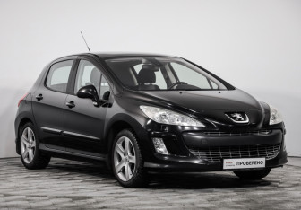Подержанный автомобиль Peugeot 308 Hatchback 2008 года (3 фото)