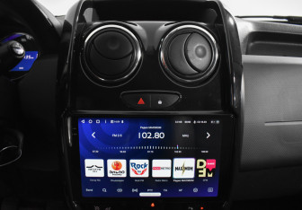 Подержанный автомобиль Renault Duster 2017 года (14 фото)