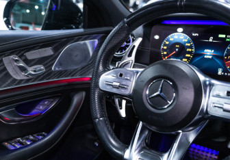 Подержанный автомобиль Mercedes-Benz AMG GT Liftback 2019 года (13 фото)