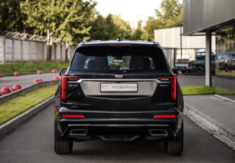 Подержанный автомобиль Cadillac XT6 2020 года (7 фото)