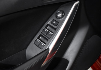 Подержанный автомобиль Mazda 6 Sedan 2015 года (10 фото)