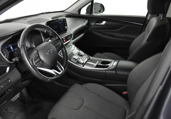 Подержанный автомобиль Hyundai Santa Fe 2021 года (9 фото)