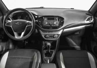 Подержанный автомобиль LADA (ВАЗ) Vesta Sedan 2021 года (13 фото)