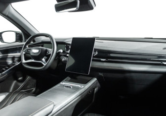 Подержанный автомобиль Geely Preface 2024 года (9 фото)