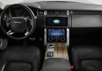 Подержанный автомобиль Land Rover Range Rover 2018 года (15 фото)