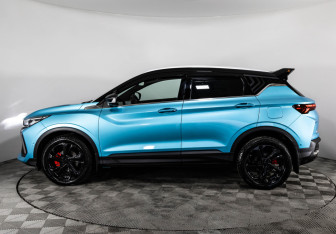 Подержанный автомобиль Geely Coolray 2024 года (11 фото)