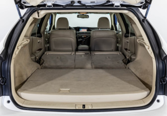 Подержанный автомобиль Lexus RX 2011 года (29 фото)