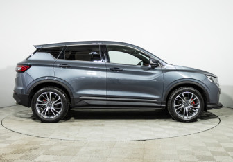 Подержанный автомобиль Geely Coolray 2022 года (4 фото)