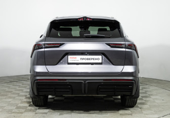 Подержанный автомобиль Jetour Dashing 2023 года (6 фото)