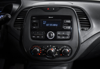 Подержанный автомобиль Renault Kaptur 2019 года (17 фото)