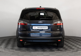 Подержанный автомобиль Ford S-MAX 2008 года (6 фото)