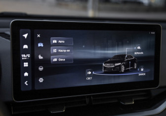 Подержанный автомобиль Geely Preface 2023 года (20 фото)