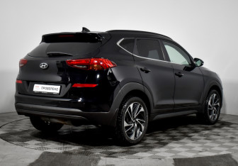 Подержанный автомобиль Hyundai Tucson 2019 года (5 фото)