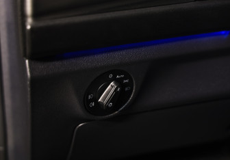 Подержанный автомобиль Volkswagen Jetta Sedan 2020 года (19 фото)