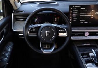 Подержанный автомобиль Tank 500 2023 года (9 фото)