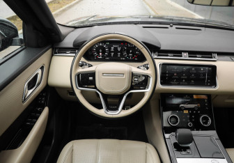 Подержанный автомобиль Land Rover Range Rover Velar 2021 года (15 фото)
