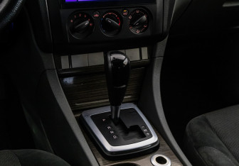 Подержанный автомобиль Ford Focus Hatchback 2008 года (12 фото)