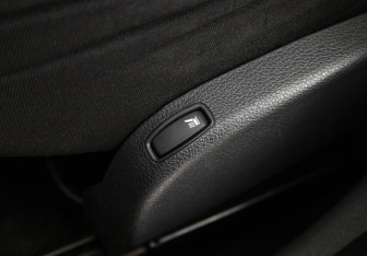 Подержанный автомобиль Renault Duster 2013 года (17 фото)