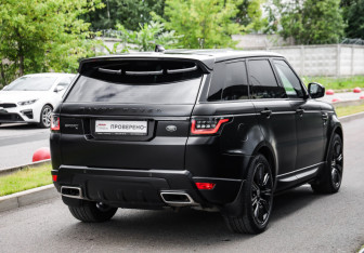 Подержанный автомобиль Land Rover Range Rover Sport 2020 года (6 фото)