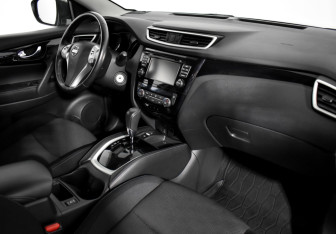 Подержанный автомобиль Nissan Qashqai 2018 года (12 фото)