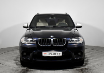 Подержанный автомобиль BMW X5 2012 года (2 фото)