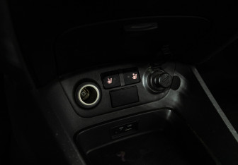 Подержанный автомобиль Kia Rio Hatchback 2011 года (18 фото)