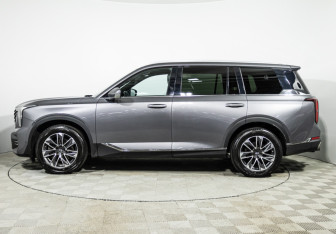 Подержанный автомобиль GAC GS8 2023 года (8 фото)