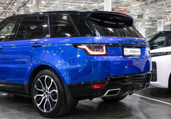Подержанный автомобиль Land Rover Range Rover Sport 2018 года (16 фото)