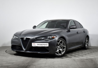 Подержанный автомобиль Alfa Romeo Giulia 2018 года (1 фото)