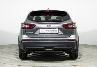 Подержанный автомобиль Nissan Qashqai 2021 года (6 фото)