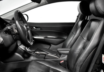 Подержанный автомобиль Honda Civic Hatchback 2008 года (11 фото)