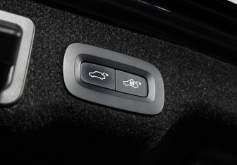 Подержанный автомобиль Volvo S90 2019 года (25 фото)