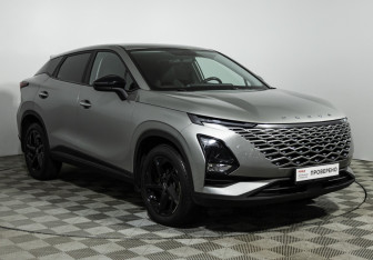 Подержанный автомобиль Omoda C5 2023 года (3 фото)