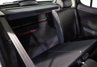 Подержанный автомобиль Skoda Fabia Hatchback 2011 года (20 фото)