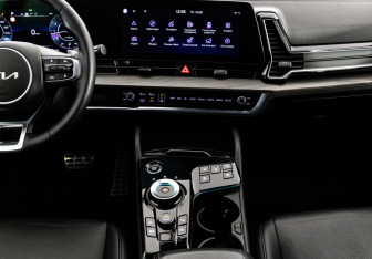 Подержанный автомобиль Kia Sportage 2022 года (14 фото)